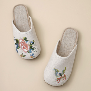 2026 New Chinese Style Embroidered Linen Slippers Women Non Slip Breathable Indoor Home <b>Slides</b> - Product Image 3
