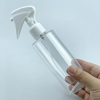 Bouteille de pulvérisation d'alcool PET 200ml/250ml/300ml personnalisée avec pulvérisateur à pompe à gâchette pour le nettoyage ou l'utilisation de parfum