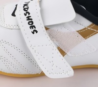 Chaussures de taekwondo Qutengtaekwondo légères, haute résilience, durables, à tige haute, unisexes, pour l'entraînement aux arts martiaux.