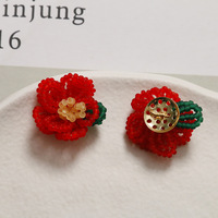 Décoration de robe de mariée faite à la main, roses tricotées petites et élégantes, fleurs 3D à coudre, applique perlée pour chapeau