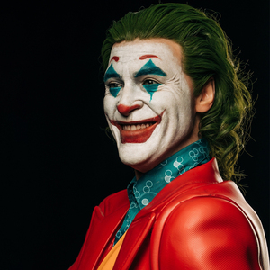 Estatua <span class=keywords><strong>de</strong></span> Joker <span class=keywords><strong>de</strong></span> alta calidad 1/1, escultura <span class=keywords><strong>de</strong></span> resina <span class=keywords><strong>de</strong></span> tamaño real del <span class=keywords><strong>Príncipe</strong></span> del Crimen, estatua <span class=keywords><strong>de</strong></span> fibra <span class=keywords><strong>de</strong></span> vidrio para decoración del hogar - Product Image 5
