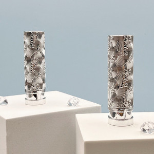 Contenitore per Rossetto Rotondo Intagliato Stile <span class=keywords><strong>Vintage</strong></span> OEM, Contenitore per Lucidalabbra Personalizzato Stile Cinese, Balsamo Labbra Ricaricabile per Trucco Fai-da-Te - Product Image 3