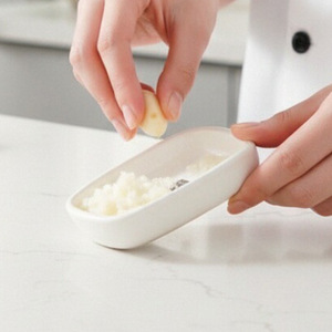 Manual Ginger And Garlic Grinder Food Grade Hand Wash Only For Home Use Baby Food Preparation - Product Image 3
