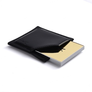 กระจกแต่งหน้าพกพาทรงสี่เหลี่ยมหรูหราสีทอง ดีไซน์ทันสมัย ขายดี - Product Image 2