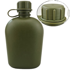 Bouteille d'eau en plastique tendance 2023, bouteille d'eau verte pour les activités de plein air, bouteille de randonnée sans BPA - Product Image 1