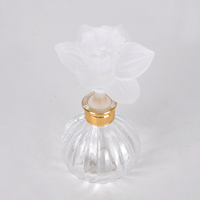 Botol Minyak Atsiri Gaya Arab dengan Tutup Bunga Liuli, Botol Parfum Kristal Seni Mewah Kosong dengan Kotak Hadiah