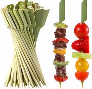 Vente en gros de bâtonnets de bambou naturel vert de 6 pouces pour cocktails, apéritifs, fruits, saucisses, grillades et snacks - Product Image 1