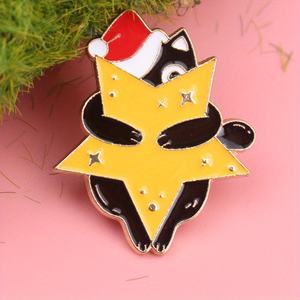 "ป้ายเกล็ดหิมะแบบไดนามิก" Winter <span class=keywords><strong>starcat</strong></span> | แมวดำที่ปกคลุมไปด้วยหิมะและดาวที่ตกลงมา | พื้นหลังแบบไล่ระดับสีขาว-เหลือง - Product Image 2