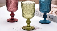 Gobelets en verre rouge solide fantaisie de 10 oz, verres à champagne texturés à motif floral pour la décoration de mariages de luxe