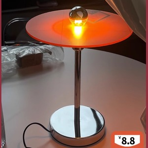 โคมไฟอะคริลิคทรงยูเอฟโอสไตล์บาวเฮาส์ โพสต์โมเดิร์น มินิมอล สีส้ม โคมไฟตั้งโต๊ะ 3 สี สำหรับห้องนั่งเล่น ห้องนอน ของขวัญ/ของตกแต่ง ทำจากโลหะ - Product Image 6