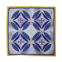 Coloré moins de 1 dollar chien bandana écharpe carrée personnalisée 110 110*110cm