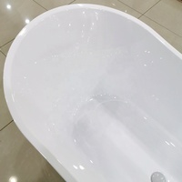 Baignoires autoportantes en acrylique renforcé de grande taille bon marché pour salle de bain
