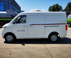 CLW New Small Van-type Diesel Manual Transmission Euro 5 <b>Refrigerated</b> Truck 2080kg - Product Image 3
