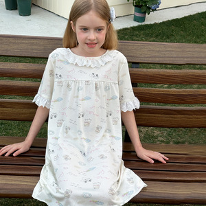 Pigiama Estivo <span class=keywords><strong>da</strong></span> Ragazza con Stampa Cartoon, 100% <span class=keywords><strong>Cotone</strong></span> Satinato, Pantaloncini Casual, Logo Frontale in Pizzo, Vita Elastica - Product Image 3