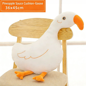 Almohada de Peluche de Foca Gris Adorable - Cojín Suave de Criatura Marina con Relleno de Algodón PP para Decoración Acogedora del Hogar y Descanso Relajante - Product Image 2