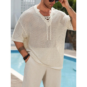 Camiseta de punto de malla para hombre - Camisa de playa de verano con cuello en V y ajuste holgado, camiseta de punto transparente para resort y ropa urbana - Product Image 2