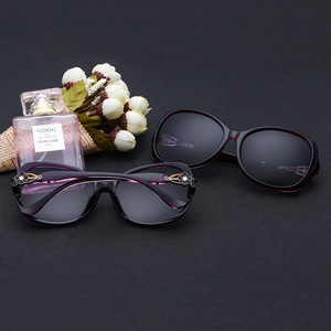 Cooc Lunettes de soleil polarisées pour femmes UV400 Type 3 TAC avec verres TAC et monture noire – Protection solaire tendance - Product Image 4