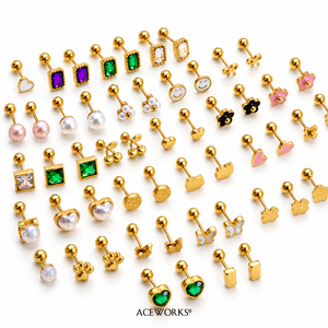 Galería de Mini Broches Dorados |   Más de 100 Estilos al por Mayor, Pendientes de Acero Inoxidable con Baño de Oro PVD de 18K, Resistentes al Agua, Duraderos e Hipoalergénicos - Product Image 2