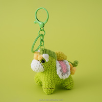 Porte-clés pendentif cheval en crochet fait main, motif arc-en-ciel, objet décoratif