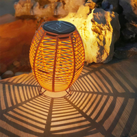 Lampes de jardin solaires portables pour l'extérieur Lampes de camping solaires pour l'extérieur Lanternes de rotin à LED étanches à énergie solaire