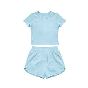 Ensemble de yoga pour filles, jupe rose unie à imprimé personnalisé GSSO3761, manches courtes, été, pour petites filles actives. - Product Image 4