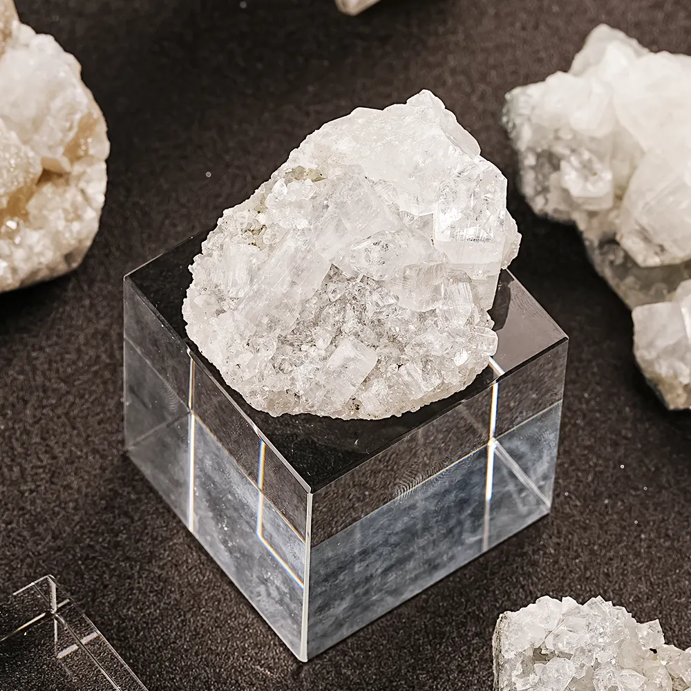 Spécimen de cristal d'apophyllite naturelle cristal décor à la maison cristaux d'énergie cadeaux de vacances