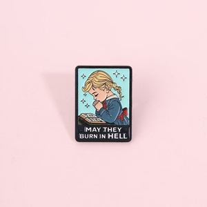 Set di Spille in Metallo Smaltato con Ragazza che Prega, Design Carino e Creativo, con Citazione Elegante e Divertente 'May They Burn Hell', Distintivo da Risvolto - Product Image 2