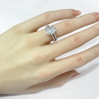 Bague pour femme en argent S925 incrustée de moissanite de luxe taille œuf de pigeon 4,5 carats, passe le test du stylo de test, ensemble adaptable pour alliance de mariage en moissanite