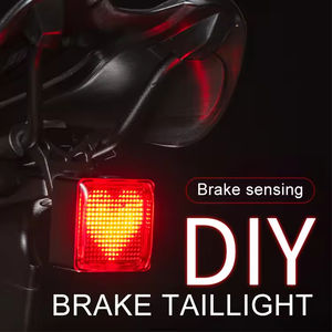 Luz Trasera para Bicicleta de Plástico con Diseño DIY, Impermeable, Recargable, con Sensor de Frenado Inteligente, para Ciclismo Nocturno - Product Image 2