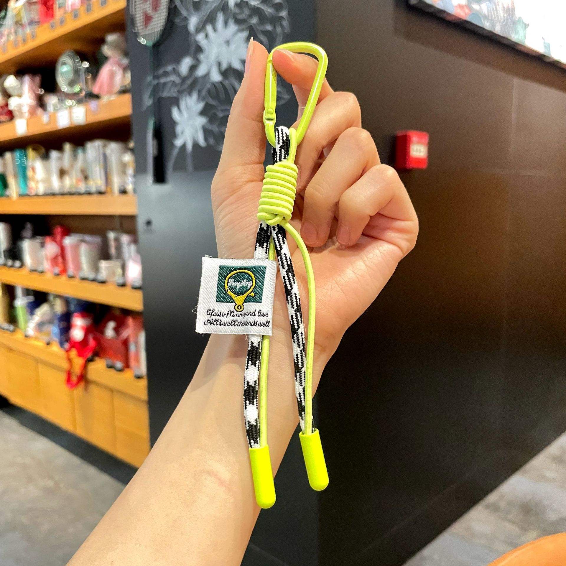 มิว ผูกเชือก D-2 สีเขียว