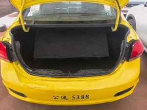 Changan <span class=keywords><strong>Suzuki</strong></span> <span class=keywords><strong>Ciaz</strong></span> Alivio 1.6L CNG essence bi-carburant jaune taxi d'occasion 2021 <span class=keywords><strong>2022</strong></span> 2023 lingyao - Product Image 5