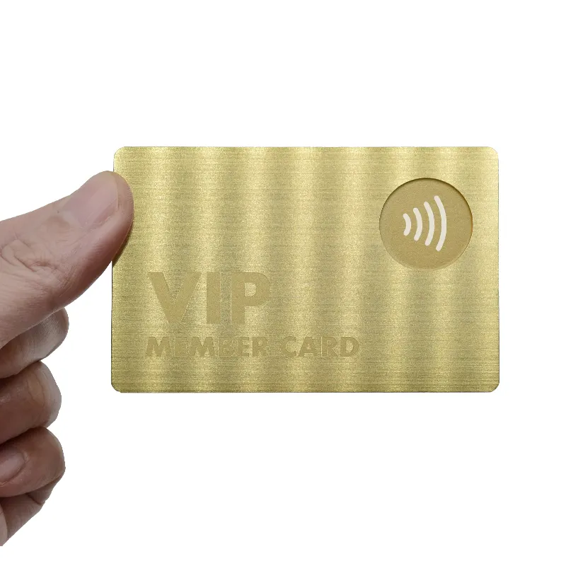 Cartão NFC de metal luxuoso personalizável gravado RFID NFC Cartão de metal Cartão NFC de metal dourado para negócios