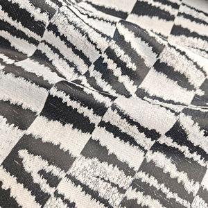 Tela de Cortina Jacquard Teñida con Hilo de Lujo con Ancho Continuo de 290 cm para Decoración de Ventanas de Sala de Estar - Product Image 2