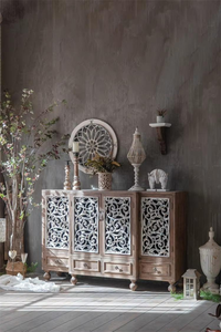 Aparador de madera de estilo rústico, tallado a mano con motivos decorativos y amplios gabinetes de almacenamiento para comedor - Product Image 2