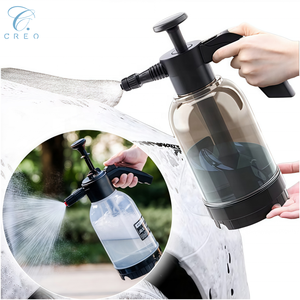 Bouteille pulvérisatrice manuelle en plastique pressurisée <span class=keywords><strong>de</strong></span> 2 L |   <span class=keywords><strong>Pulvérisateur</strong></span> d'eau pour le detailing automobile, l'entretien des pelouses et des jardins, le nettoyage ménager - Product Image 1