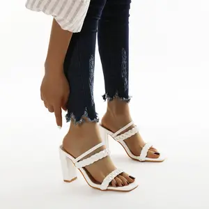 手工编织最新设计的爪子性感的Escarpins白色色块高方形脚趾妇女高跟鞋