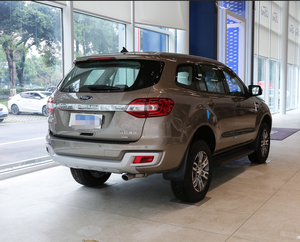 <span class=keywords><strong>Ford</strong></span> <span class=keywords><strong>Everest</strong></span> 7 Places Gris Noir Argent Blanc Rouge Bleu SUV Voiture d'<span class=keywords><strong>occasion</strong></span> Conduite à gauche Voiture à moteur à essence <span class=keywords><strong>Prix</strong></span> - Product Image 6