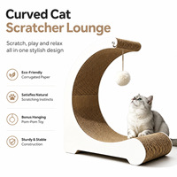Griffoir pour chat en carton ondulé en forme de demi-lune verticale, avec boule de griffage, robuste et durable, jouet d'escalade pour chat
