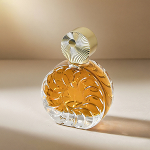 Tùy Chỉnh Thiết Kế Rõ Ràng Nước Hoa Chai Thủy Tinh Container Độc Đáo 30Ml 50Ml 100Ml Rỗng Chai Nước Hoa Với Vàng Nắp - Product Image 3