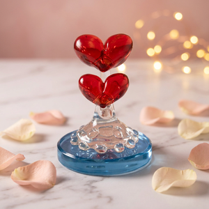 Sculpture en verre soufflé à la main, double cœur rouge sur base transparente, décoration pour la Saint-Valentin, thème amour, artisanat de style floral fait main - Product Image 3