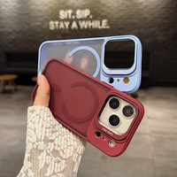 Coque de téléphone magnétique translucide givrée la plus vendue avec support d'objectif d'appareil photo pour iPhone 18 Pro Max, coque de protection antichoc pour iPhone 17 Pro 16