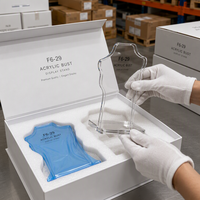 Présentoir de Colliers en Acrylique JUNSEN – Ensemble de Bustes Mannequins Transparents Noirs, Blancs et Rouges pour Vitrine de Magasin