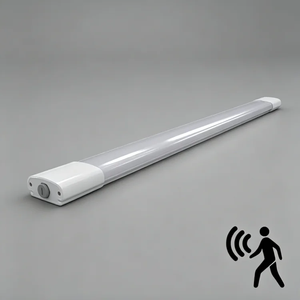Luminaire LED Tri-proof Slim IP65 0,9m avec capteur micro-ondes 30W 5000K Lumière du jour pour entrepôt industriel - Product Image 1