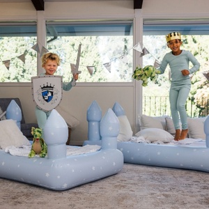 Matelas Gonflable en PVC pour Nuitée au Château, 107 cm L x 185 cm H x 73 cm P, Idéal pour Soirées Cinéma, Anniversaires, Invités et Voyages - Product Image 4
