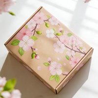 Boîte d'expédition en carton ondulé personnalisée avec impression de fleurs de cerisier, fabriquée à partir de matériaux recyclés |   Boîte cadeau antichoc avec insert en mousse imprimé UV pour