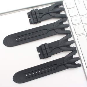 Cinturino per Orologio in Gomma Siliconica Nera, Resistente, Sportivo, per <span class=keywords><strong>Orologi</strong></span> da Uomo <span class=keywords><strong>Invicta</strong></span>, Ricambio 36mm - Product Image 1