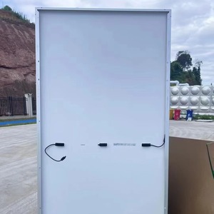 Panel Solar Fotovoltaico de Una Cara JinKO 570W 585W Tipo N 590W para Instalación <span class=keywords><strong>en</strong></span> Techos Residenciales - Product Image 3