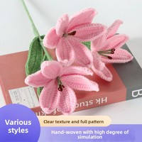 Bouquet de fleurs artificielles en laine de crochets fait main, fleur unique en laine de crochets, cadeau pour la Saint-Valentin, la fête des mères, Noël, un mariage