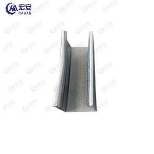 Machine de profilage de cadres de portes, machine de profilage de rails de guidage, machine de profilage de rails de protection pour portes de garage et volets roulants - Product Image 4