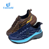 Fournisseur direct d'Indonésie sur Alibaba |   Chaussures de course sur sentier pour homme - Chaussures de randonnée tendance pour homme, personnalisées